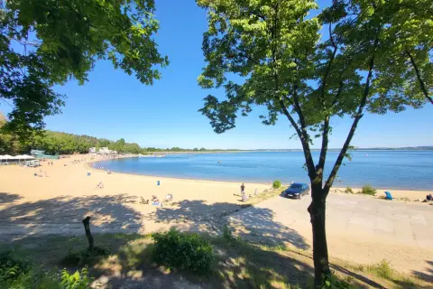 Plaża Jezioro Nyskie - sprawdź atrakcje, bezpieczeństwo i dostępność