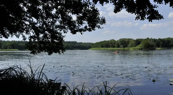 Jezioro Ostrowiec Zachodniopomorskie: piękne miejsce z zagrożeniami