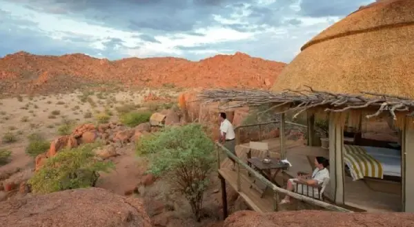 Namibia kiedy jechać: najlepszy czas na safari i podróżowanie