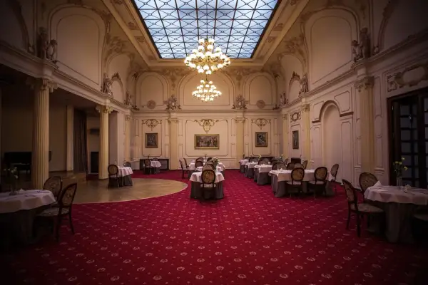 Grand Hotel Łódź kiedy otwarcie - poznaj datę i historię hotelu