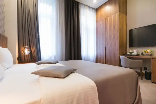 Co to jest hotel? Poznaj definicję, rodzaje i usługi hoteli