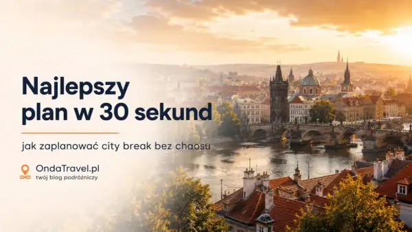 Praga: co warto zobaczyć i zjeść? Zaplanuj city break bez chaosu z OndaTravel.pl. Widok na Most Karola i zabytkowe miasto o zachodzie słońca.