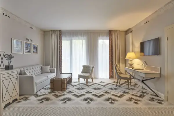 Czym się różni aparthotel od hotelu? Odkryj kluczowe różnice